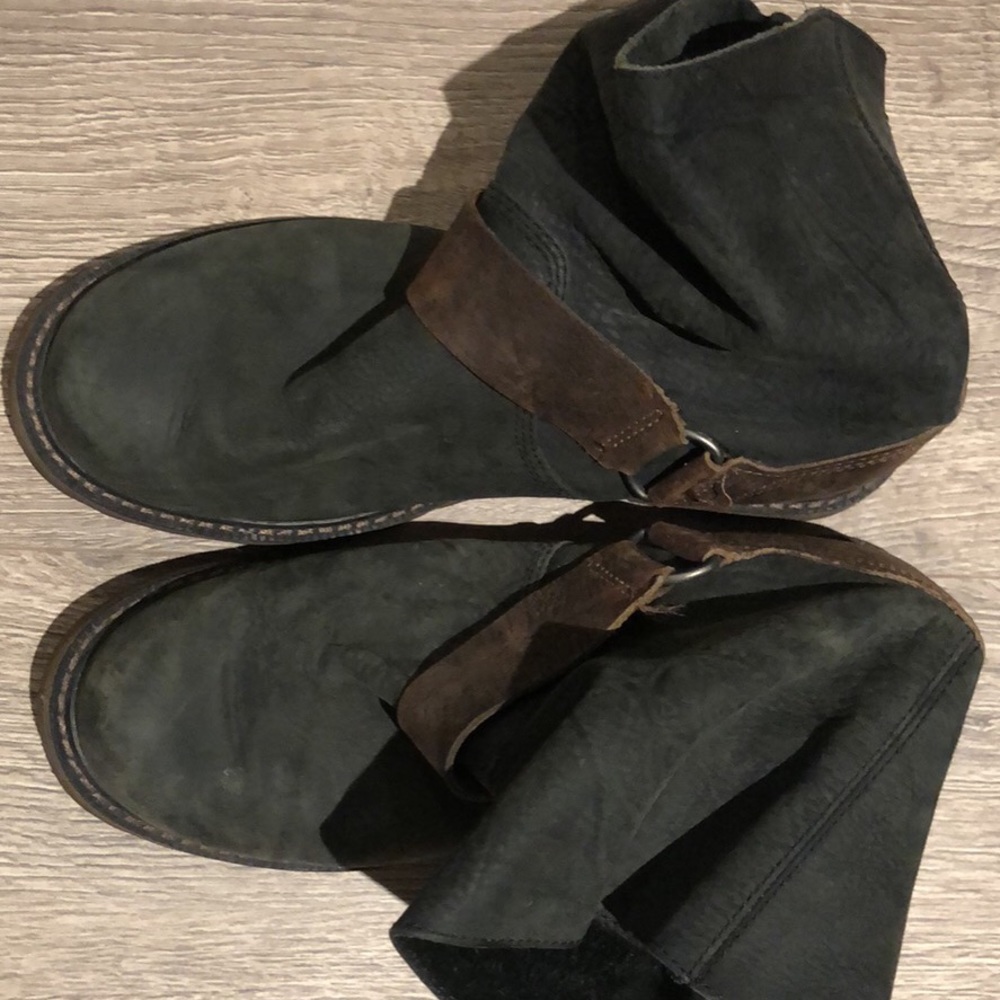 Sorel boot - Picture 2 of 3